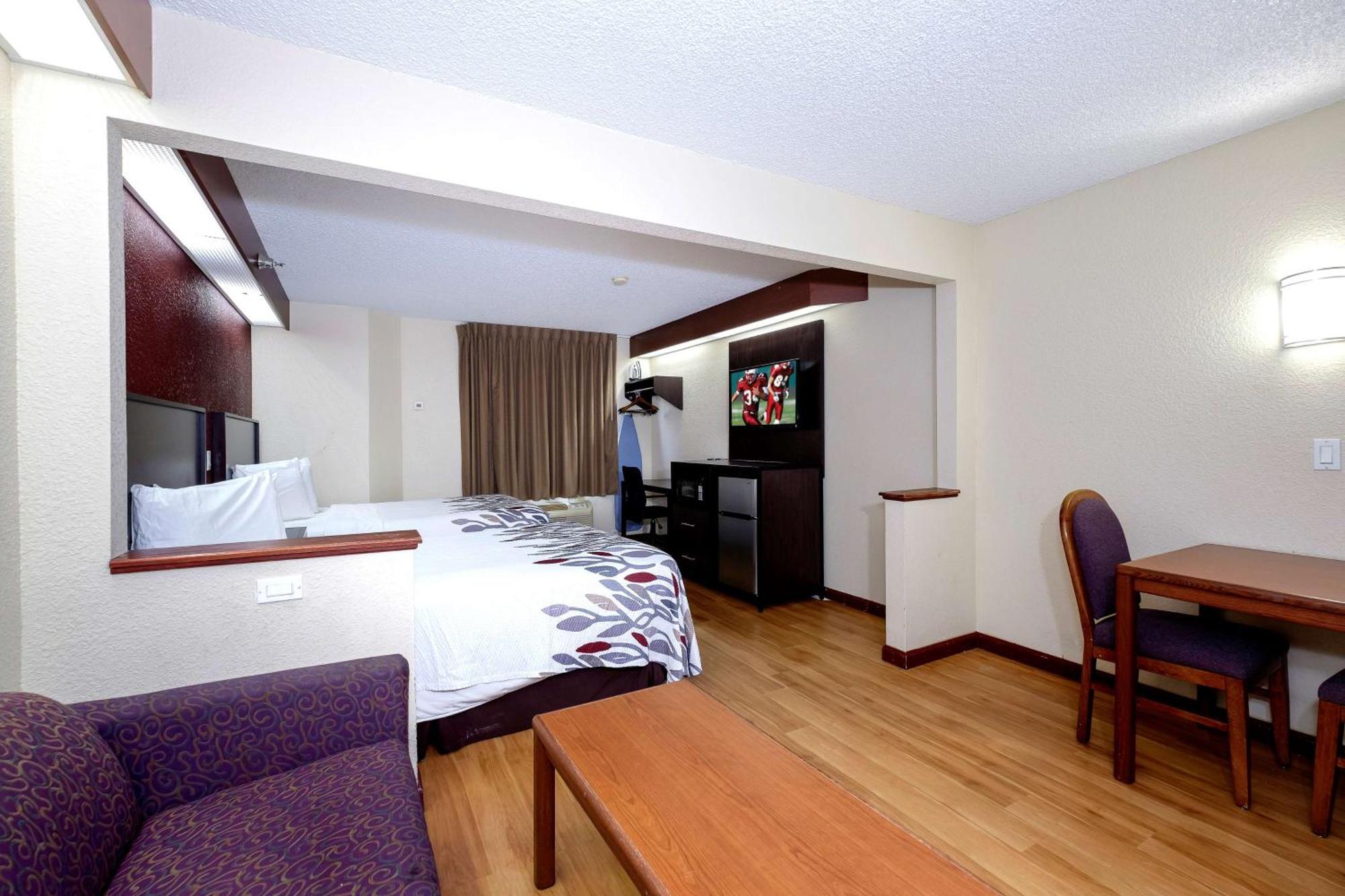 Chesapeake Inn And Suites Lexington Park Patuxent River Naval Air Station Kaliforniya Dış mekan fotoğraf