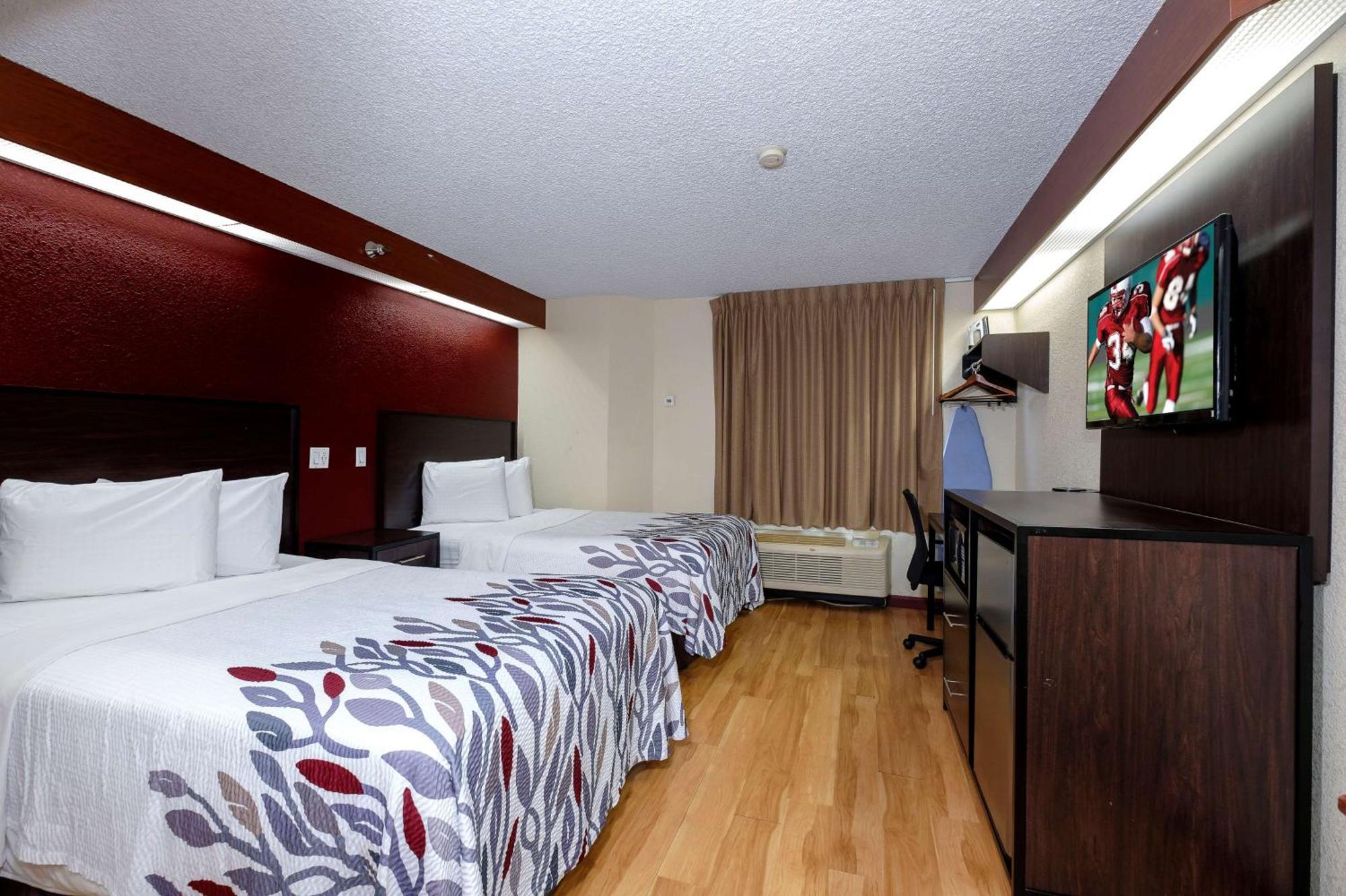 Chesapeake Inn And Suites Lexington Park Patuxent River Naval Air Station Kaliforniya Dış mekan fotoğraf