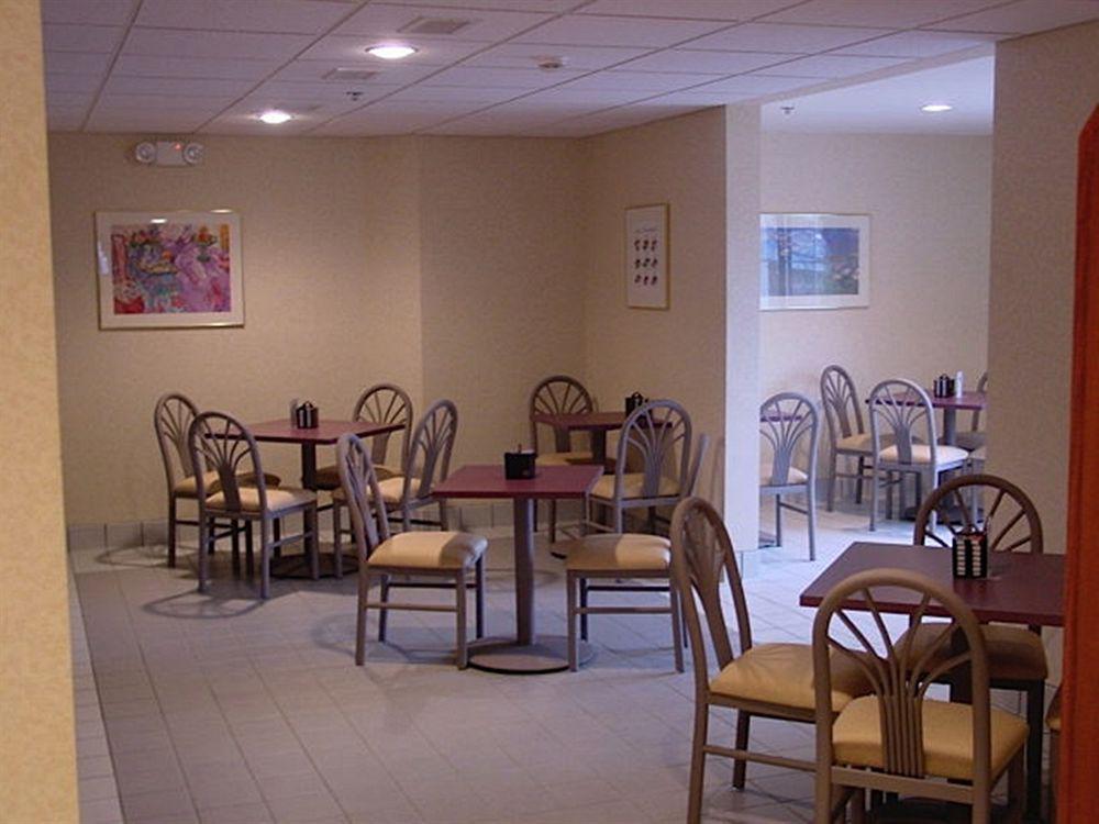 Chesapeake Inn And Suites Lexington Park Patuxent River Naval Air Station Kaliforniya Dış mekan fotoğraf